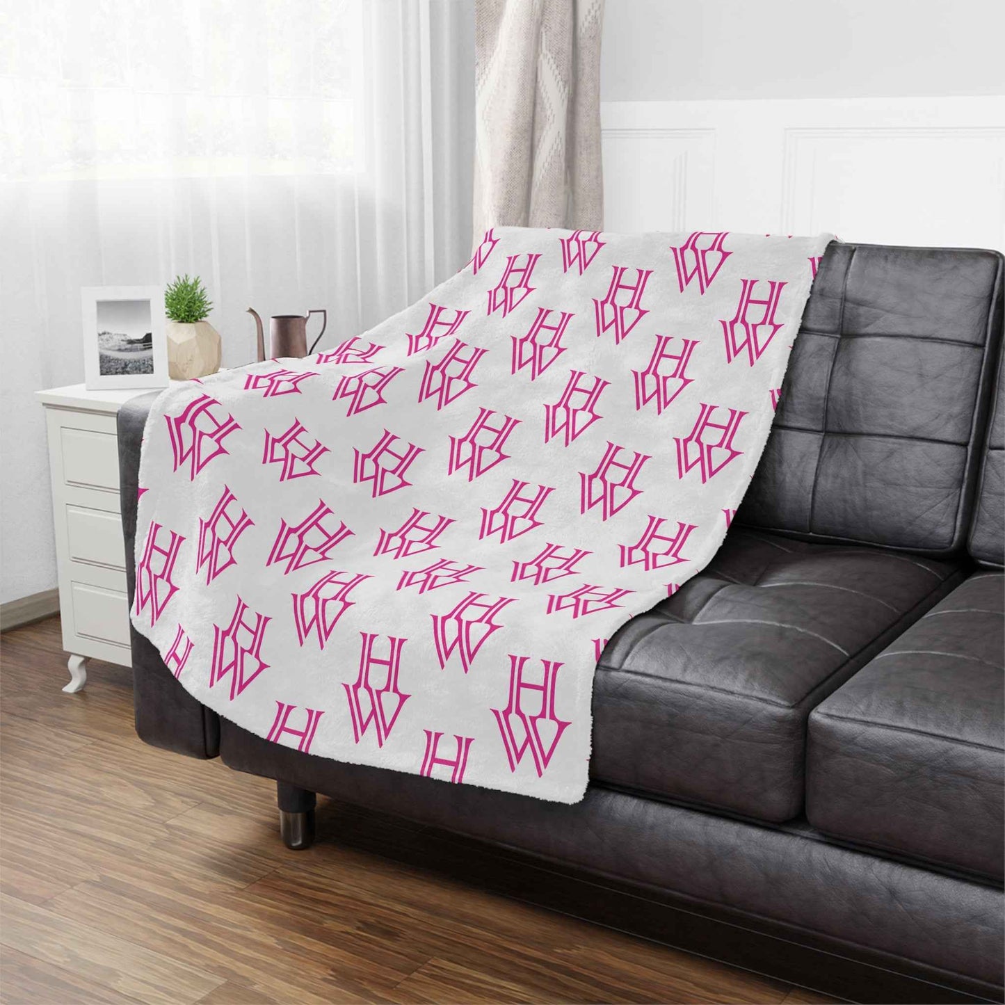 HW CloudSoft Fleece Blanket